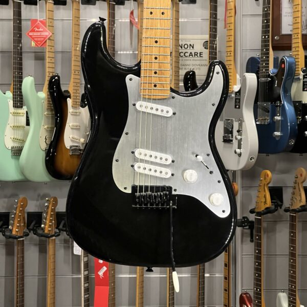 SQUIER - CONTEMPORARY STRATOCASTER MAPLE BLACK