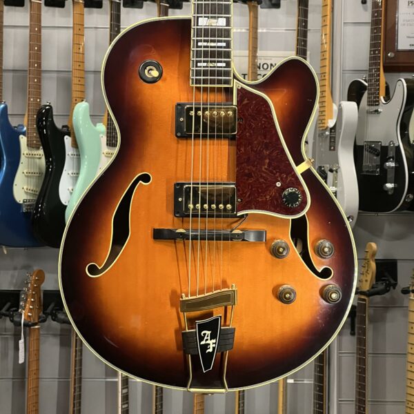 IBANEZ - AF 200 ARTSTAR AV
