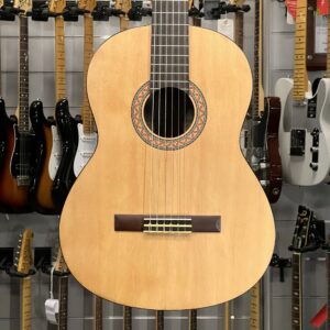 YAMAHA – C40 M CLASSICAL
