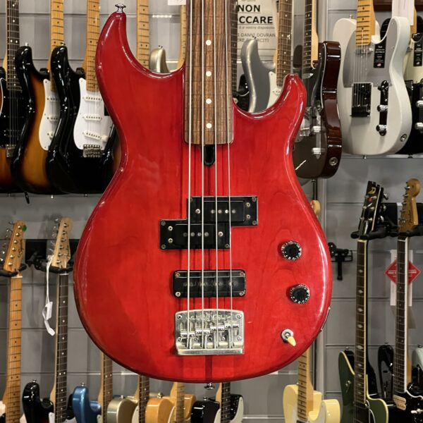 YAMAHA - BB1000S FRETLESS