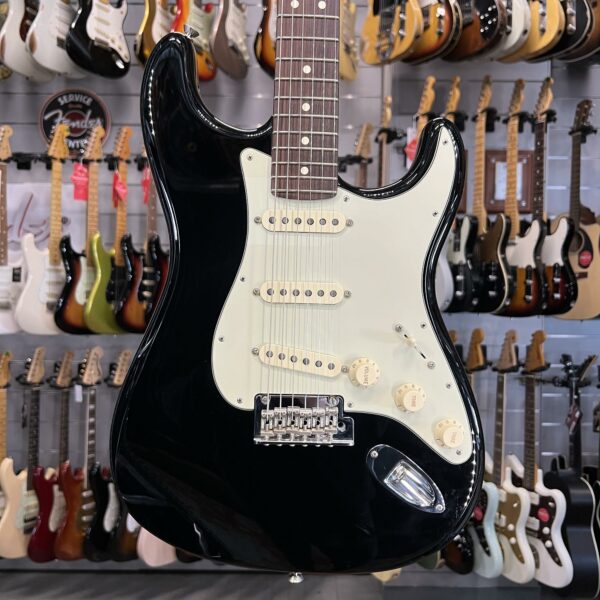 FENDER - AMERICAN PROFESSIONAL PRO STRATOCASTER BLACK