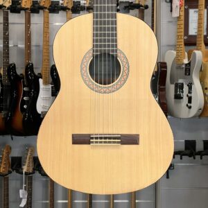 YAMAHA – C30 M CLASSICAL 4/4