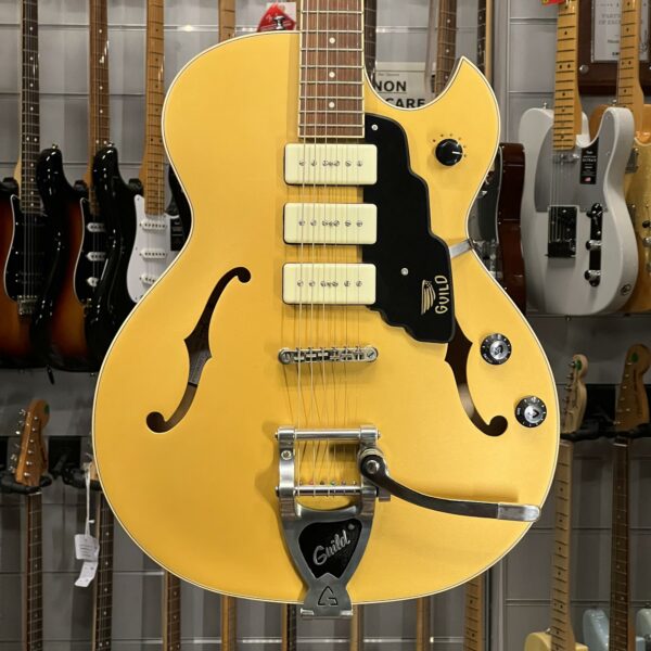 GUILD - STARFIRE I JET 90 GOLD 3 PU REPAIRED HEADSTOCK