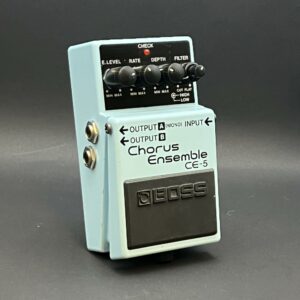 BOSS – CE 5 CHORUS ENSEMBLE