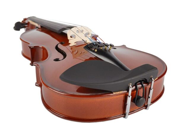VIOLINO LEONARDO 4/4 NATURALtruttura solida, vernice in nitrocellulosa, tastiera e piroli di colore nero, cordiera con tiracantini integrati, custodia con 2 sedi per gli archetti e un cassetto per gli accessori. Archetto e pece inclusi.