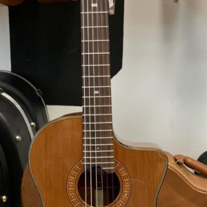 MARTINEZ MP-14MH-CE CHITARRA CLASSICA ELETTRIFICATA SPALLA MANCANTE CON CUSTODIA MORBIDA