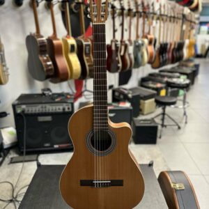 ALHAMBRA MOD Z-NATURE CWE ZERO CHITARRA CLASSICA OCCASIONE USATO IN GARANZIA 12 MESI