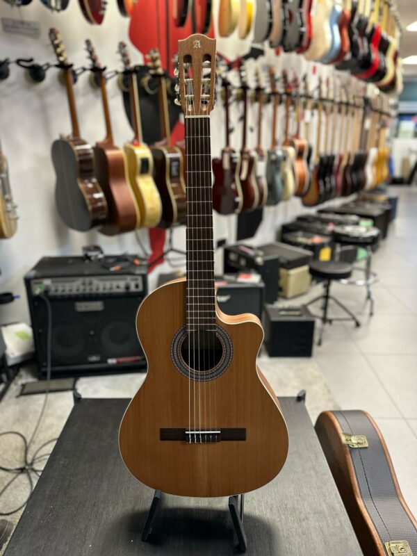 ALHAMBRA MOD Z-NATURE CWE ZERO CHITARRA CLASSICA OCCASIONE USATO IN GARANZIA 12 MESI
