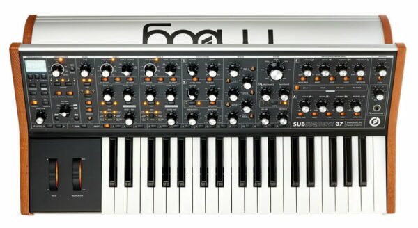 Moog Subsequent 37 EXDEMO - Spedizione Gratuita - Pronta Consegna