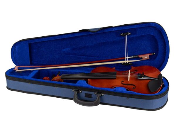 VIOLINO LEONARDO 4/4Set violino 3/4 in legno laminato, vernice in nitrocellulosa, tastiera e piroli in acero verniciato di colore nero e cordiera con tiracantini integrati. Dotato di archetto, pece e custodia.
