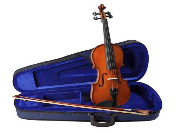 VIOLINO LEONARDO 3/4Set violino 3/4, struttura solida, vernice in nitrocellulosa, tastiera e piroli di colore nero, cordiera con tiracantini integrati, custodia con 2 sedi per gli archetti e un cassetto per gli accessori. Archetto e pece inclusi.