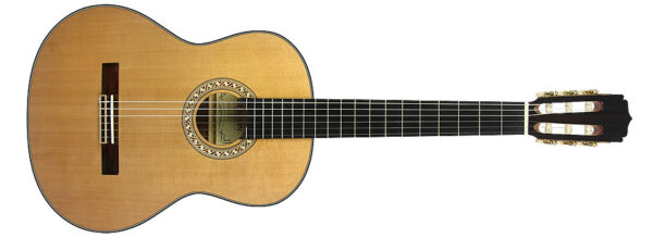 OLVEIRA ZC8 CHITARRA CLASSICA 39" TOP IN CEDRO MASSELLO FONDO E FASCE SAPELE MASSELLO TASTIERA IN EBANO MANICO IN MOGANO MECCANICHE ORO FINITURA LUCIDA COLORE NATURAL