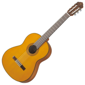 YAMAHA CG142C CHITARRA CLASSICA 4/4 TOP IN CEDRO