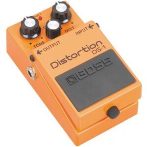 BOSS DS1 DISTORSION DISTORSORE PEDALE