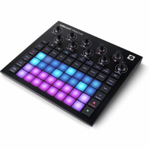 NOVATION CIRCUIT TRACKS GROOVE BOX STAND ALONE