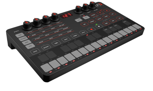 Ik uno synth analogico