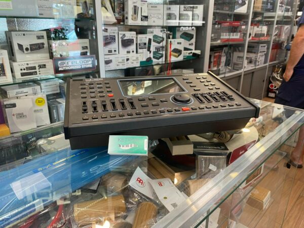 Ketron sd90 usato con kit hd500gb