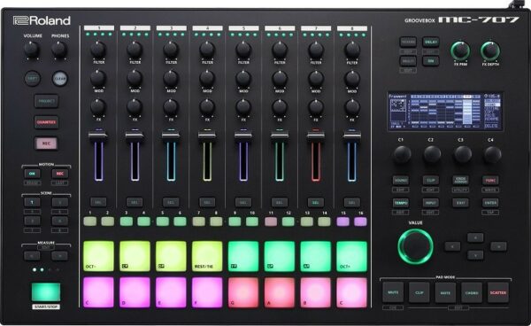 Roland aira mc-707 groovebox