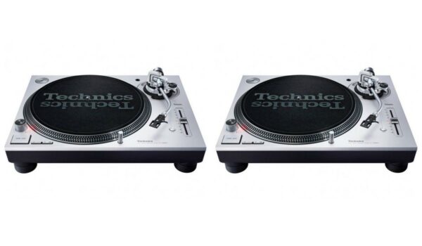 Technics sl1200 mk7 silver