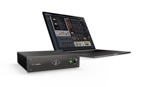 UNIVERSAL AUDIO UAD-2 SATELLITE TB3 - OCTO CORE