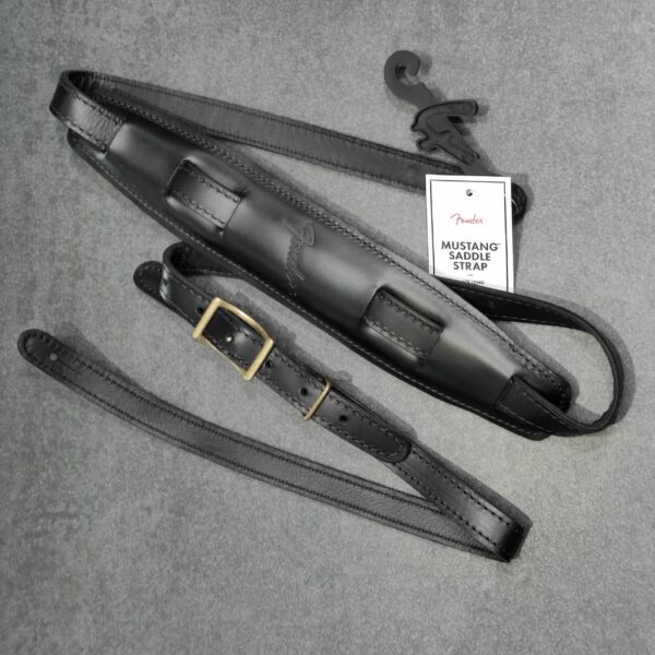 FENDER Mustang Saddle Strap Long Black