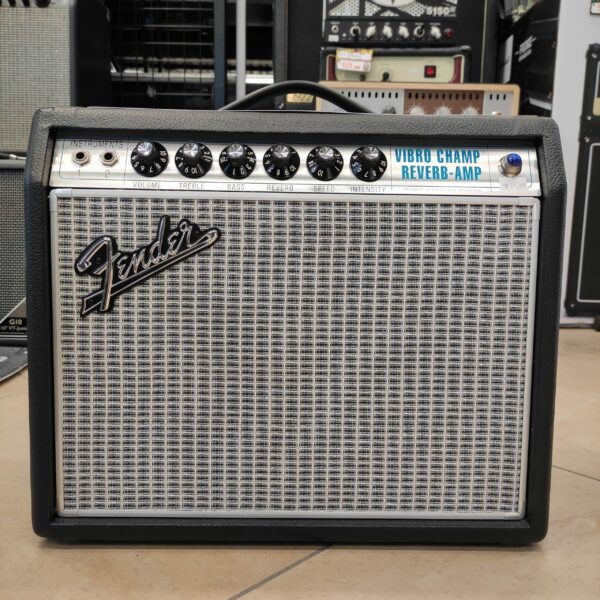 FENDER &apos;68 Custom Vibro Champ Reverb