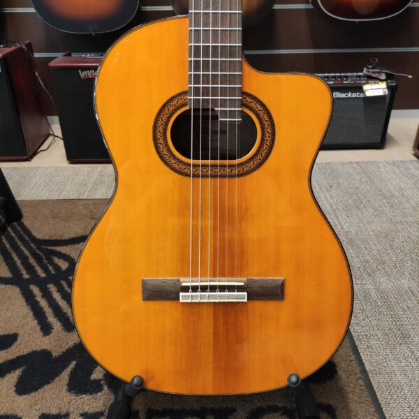 TAKAMINE GC6CE Natural -USATO IN GARANZIA-