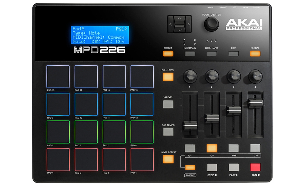Akai MPD226 – Spedizione Gratuita – Pronta Consegna