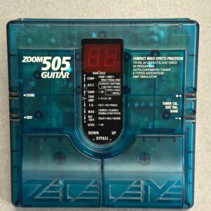ZOOM 505 GUITAR COMPACT MULTI EFFECTS PROCESSOR OCCASIONE USATO IN GARANZIA 12 MESI